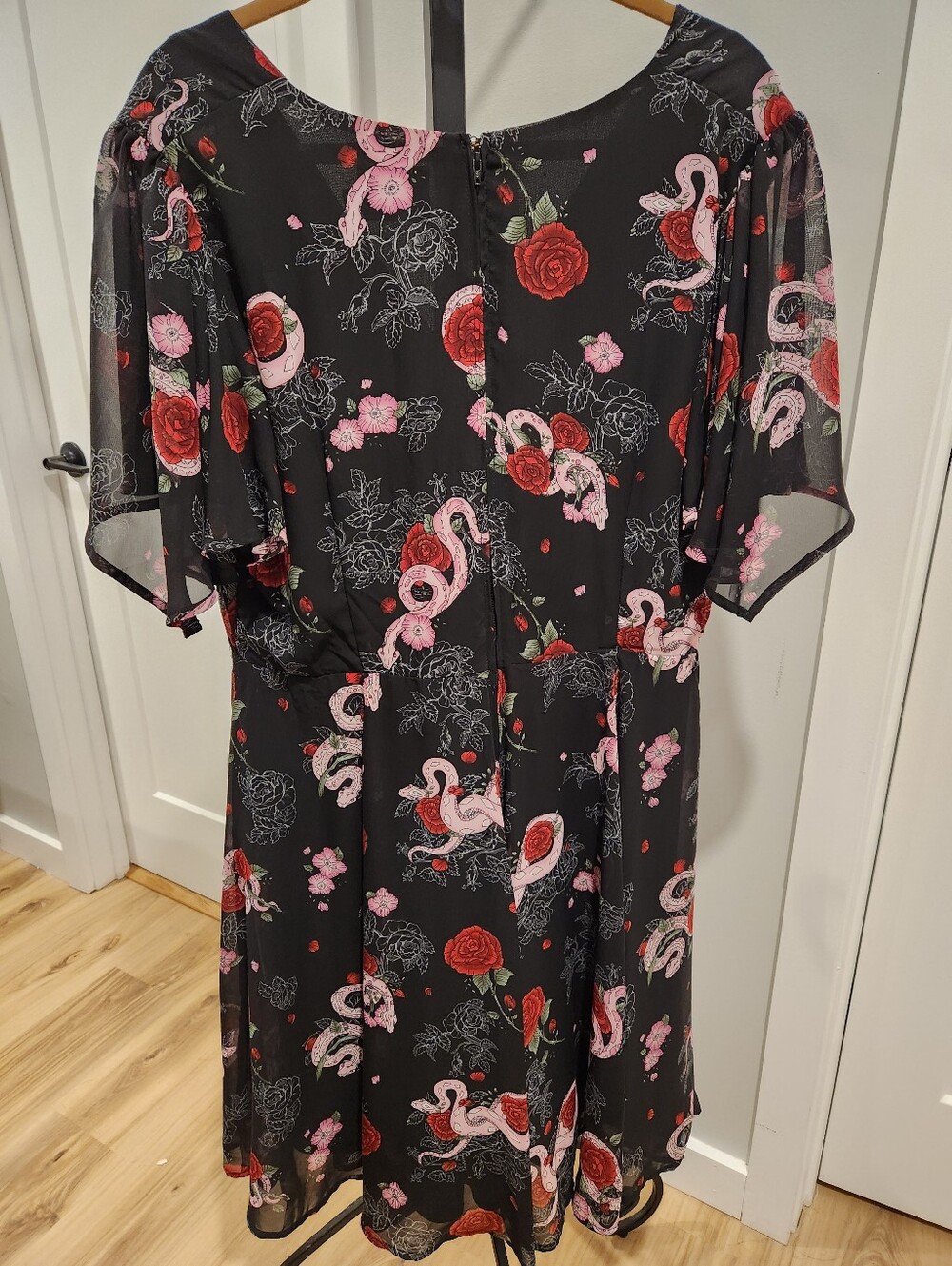 Hell Bunny Black Wrap Dress with Red Roses & Pink Snake Motif - Picture 3 of 3
